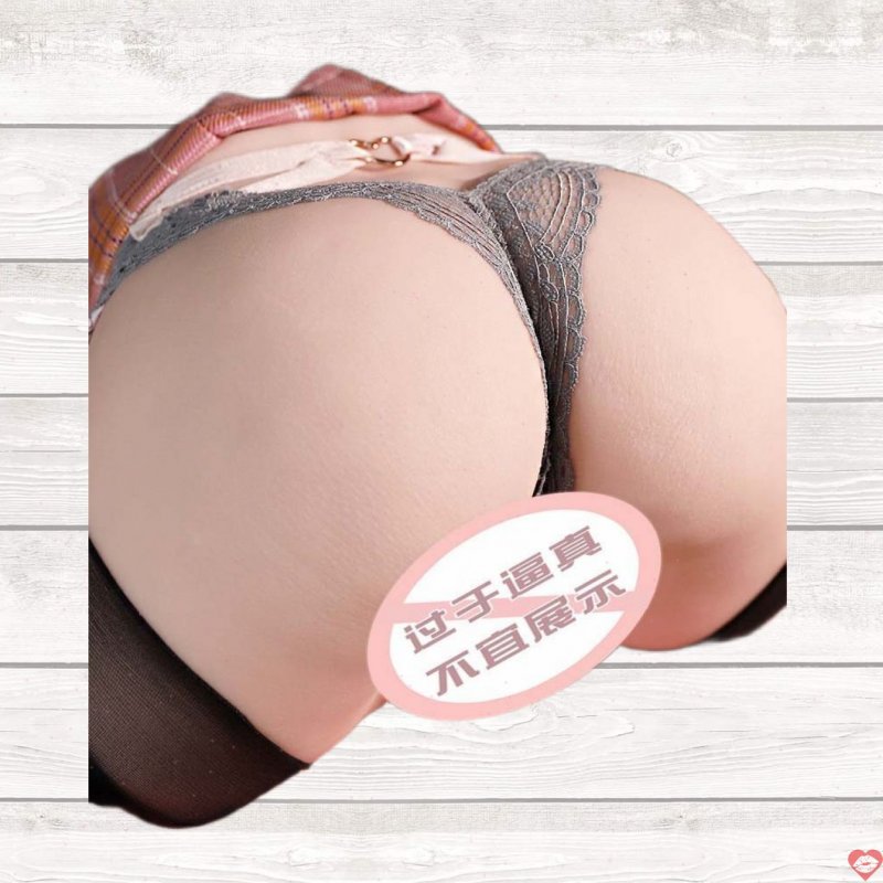 Mông giả mẩy to Ritter Red gọn gàng khít bím hồng