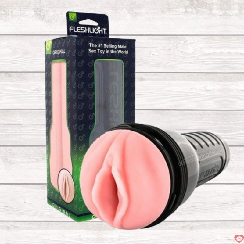 Đèn pin thủ dâm nam Black Fleshlight cao cấp silicon mềm mại 