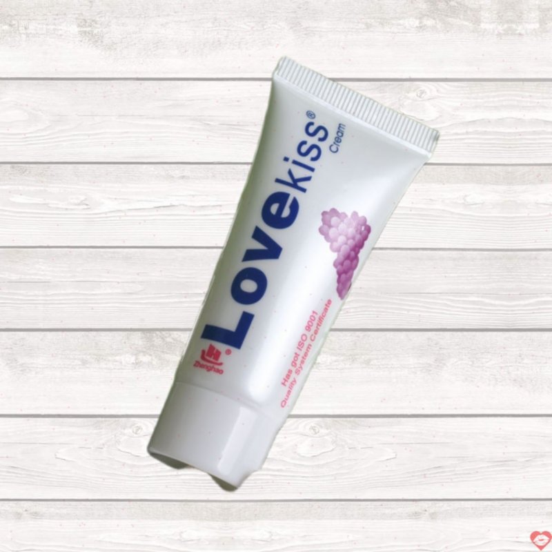Kem bôi trơn LoveKiss 20ml hương nho thiên nhiên an toàn chất lượng 