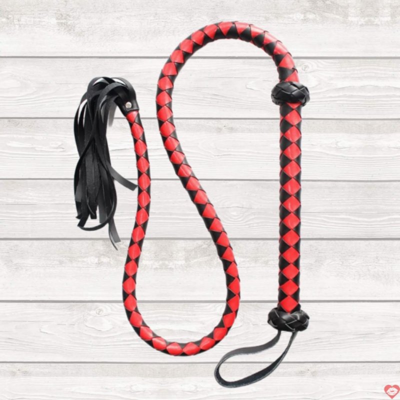 Roi BDSM nữ hoàng đỏ đen da cao cấp kích thích mạnh mẽ 
